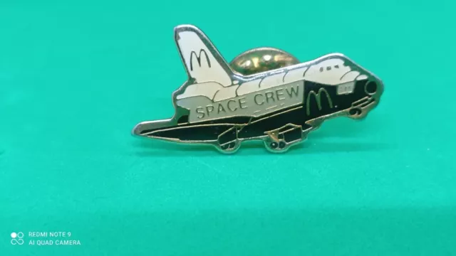 Spilla smaltata vintage di McDonald's Space Crew