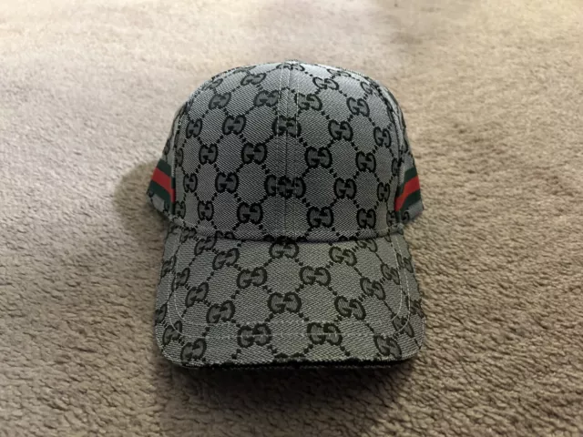 Gucci Hat Supreme Pattern Size Medium Grey