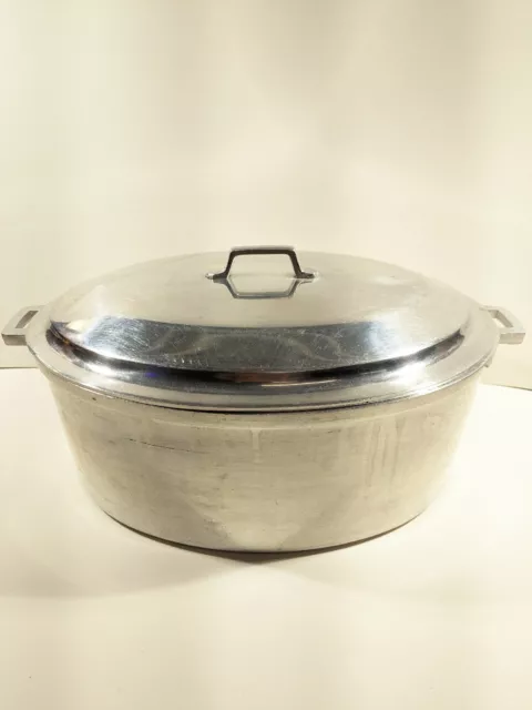Vintage MCM Miracle Maid G2 Cast Aluminum Roaster Dutch Oven with Lid 6 Quart Vintage MCM Miracle Maid G2 Cast Aluminum Roaster Dutch Oven with Lid 6 Quart