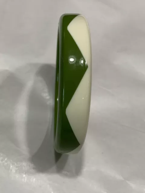 vtg 80s Lucite bangle bracelet color block cream green 5/8”w