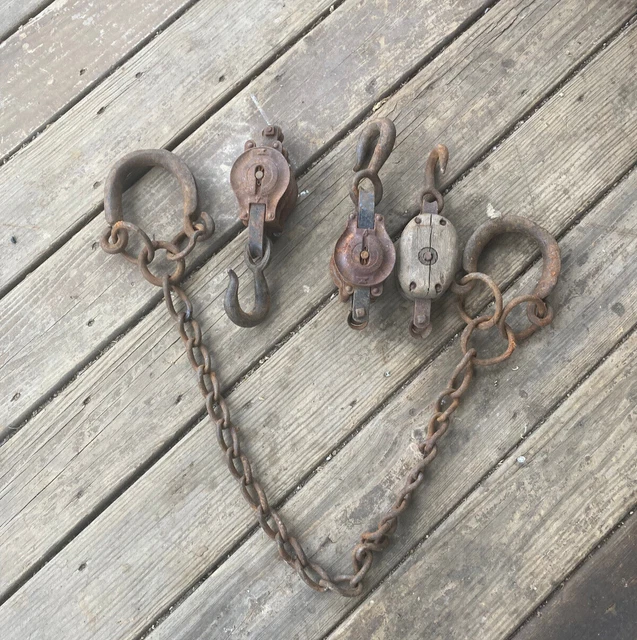 Old Vintage small Barn Pulley : Wood / Metal rustic antique