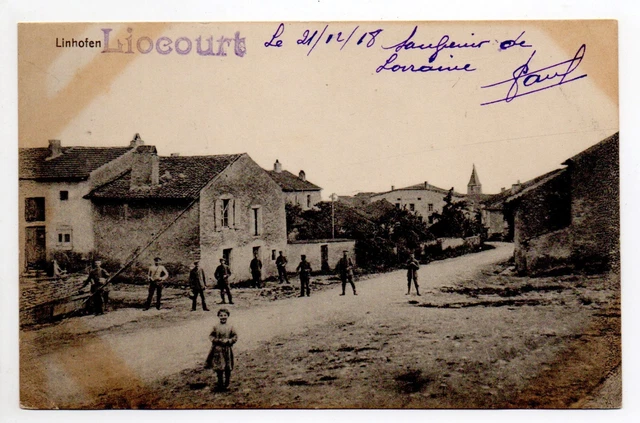 LIOCOURT Linhofen Moselle CPA 57  rue animée ..