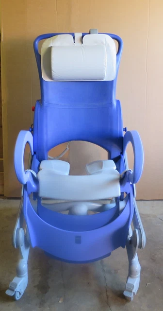 #2 Shower Chair - ArjoHuntleigh Roll In