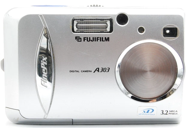 FUJIFILM FINEPIX A Series A303 3.2MP Digital Camera - Silver