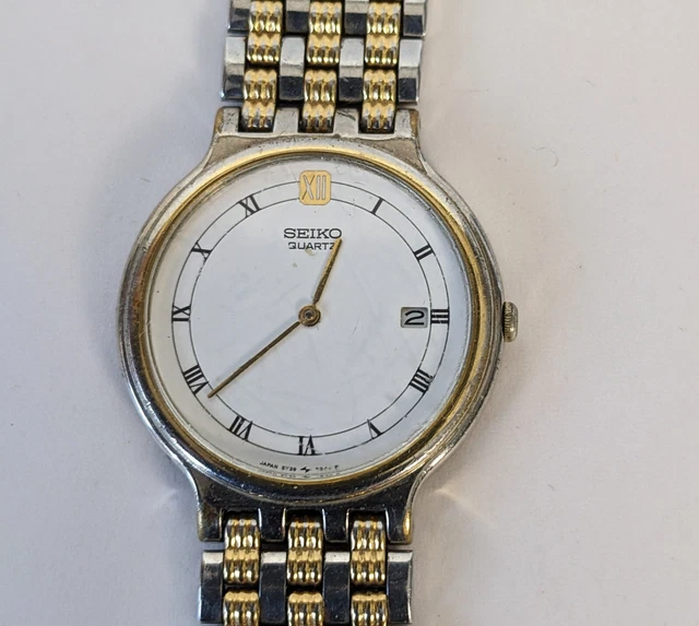 VINTAGE SEIKO QUARTZ 5Y397A70 Two Tone Watch Not Working For Spares Or