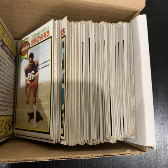 1979 Topps Football Starter Set 239/528 All Diff  Stars, HOF’s, Commons, Fillers 3