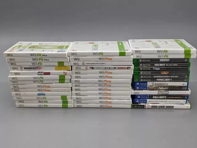 Lot of 106 Assorted Video Games - Scratched / Untested