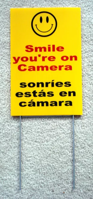 SMILE YOU'RE ON CAMERA SIGN 8"x12"  w/ Stake Security Surveillance Spanish