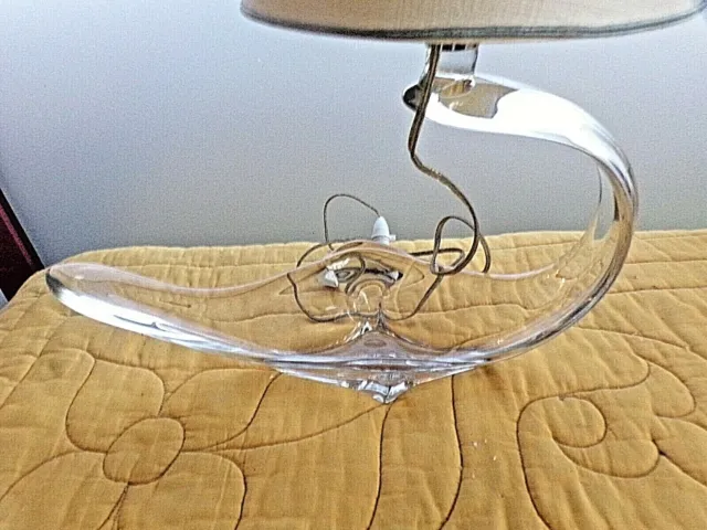 Ancienne lampe de table en forme de coupe/vide-poche en verre vintage 1950 3