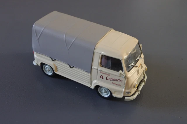 Renault Estafette Pick-Up  Ixo 1/43. 2