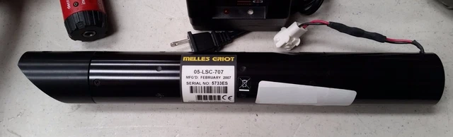 MELLES GRIOT 05-LSC-705 MELLES GRIOT 05-LSC-707 HeNe Laser ~ 0.2