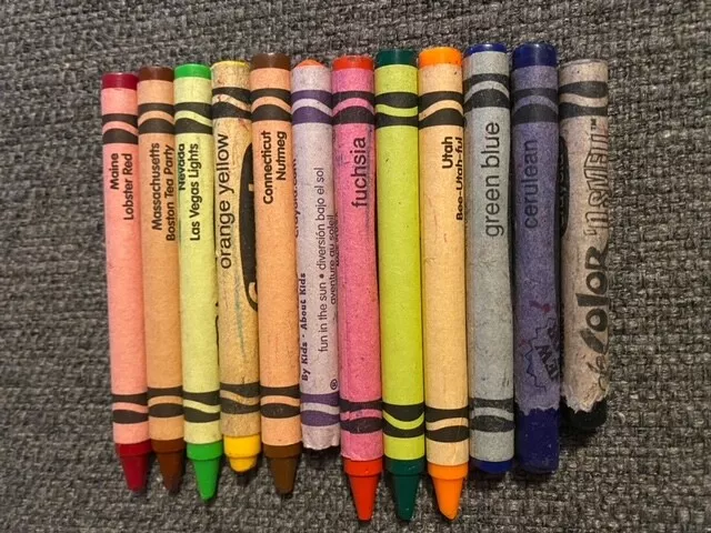 12) RARE RETIRED Discontinued Error Crayola Crayons Binney and Smith $10.95  - PicClick