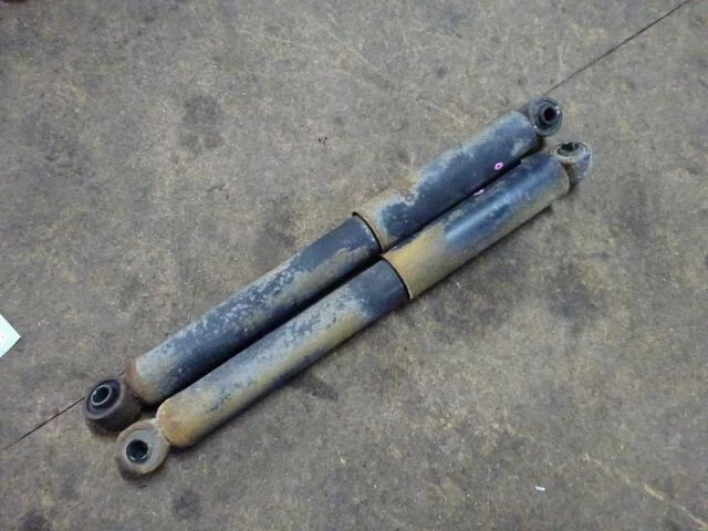 SUBARU Sambar 1999 Rear Right Shock Absorber 20365TC000 [Used] [PA93141517]