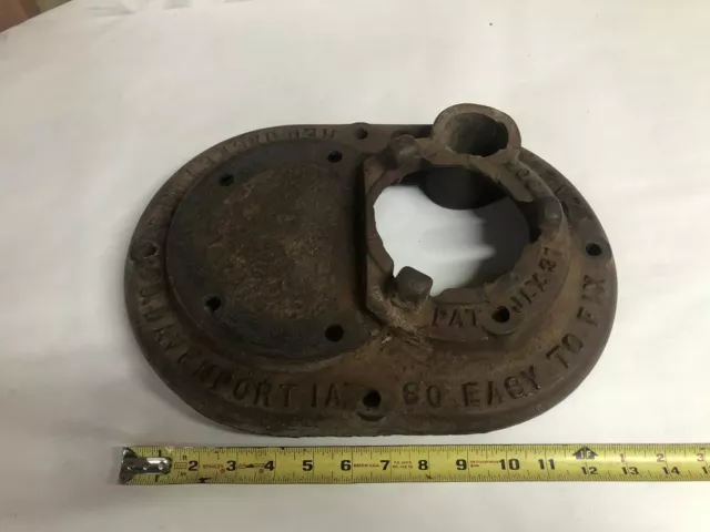 1906 Red Jacket Cast Iron Antique Hand Water Well Pump Part # ZA2 Base Daveport