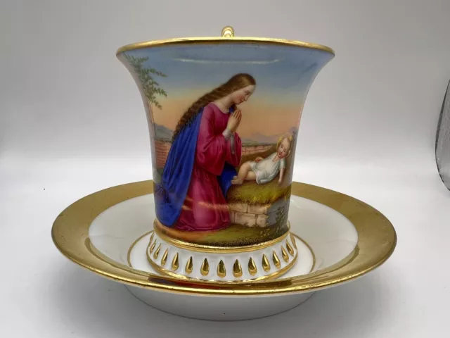 Antica 19th tazza da tè  in porcellana dipinto a mano stile imperiale dorato