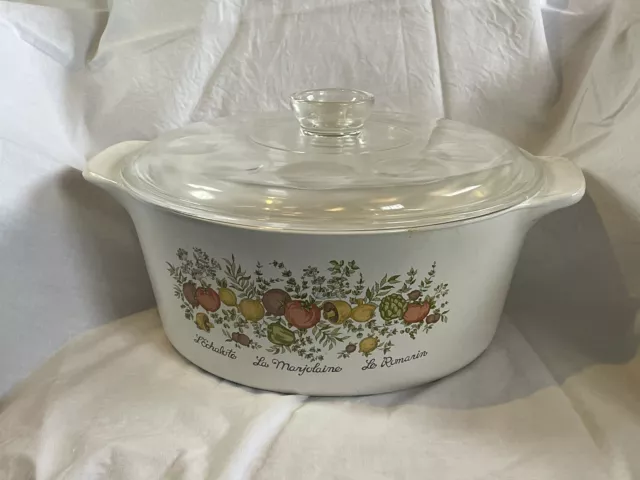 Vintage Corning Ware B4 Casserole Dish 4L Excellent Condition. Collectors Item