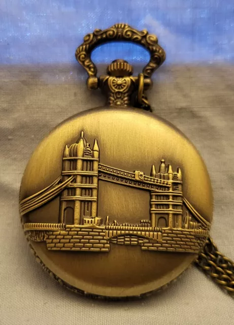 London Tower Bridge Pocket Watch Necklace Chain Bronze Steam Punk Old Vintage UK