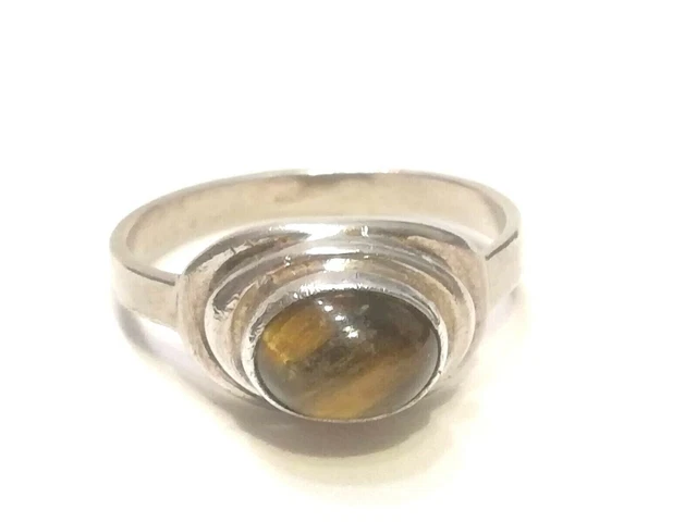 STRAVAGANTE ANELLO IN ARGENTO 800 CON OCCHIO DI TIGRE. 17,5 mm