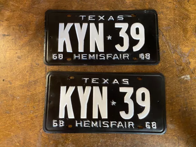 Vintage Pair 1968 Texas Auto License Plate  Car Ford Chevrolet Mopar Tags KYN 39