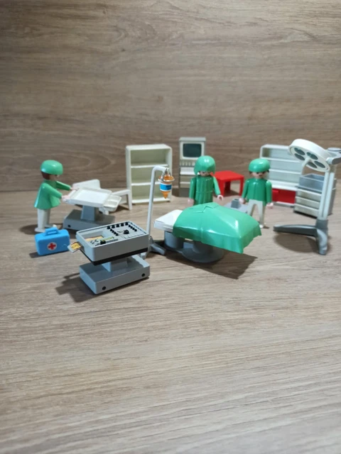 Jane Chérie: A Review of the Playmobil Hospital