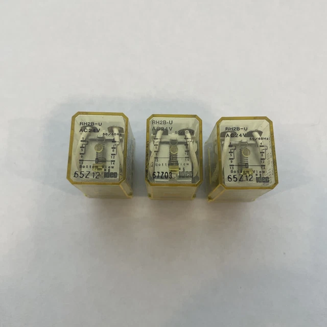 IDEC RH2B-U-AC24 Relay, DPDT, 10A, 24VAC Coil, 8 Pin (QTY 3)