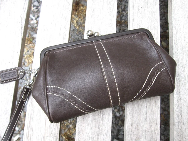 COACH 40573 Soho Leather Framed Wristlet Wallet Kisslock Brown