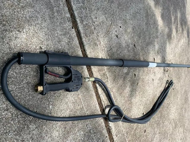 Giraffe HD Telescoping Pressure Washer Wand 6'-18'ft w/ Gutter Cleaning Assembly