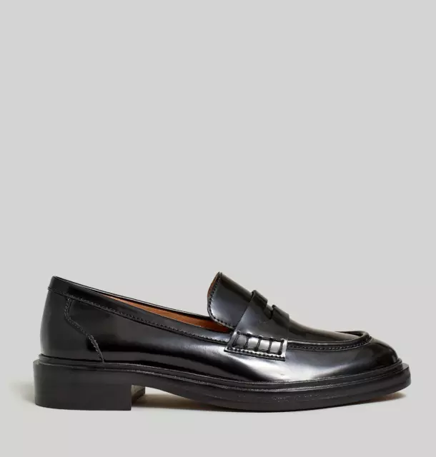 MADEWELL The Vernon Loafer in True Black Leather 2