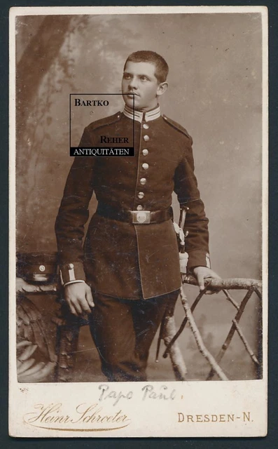 Foto ca. 1900 Dresden Garde Soldat in Uniform + Bajonett u. Schlagband Portepee