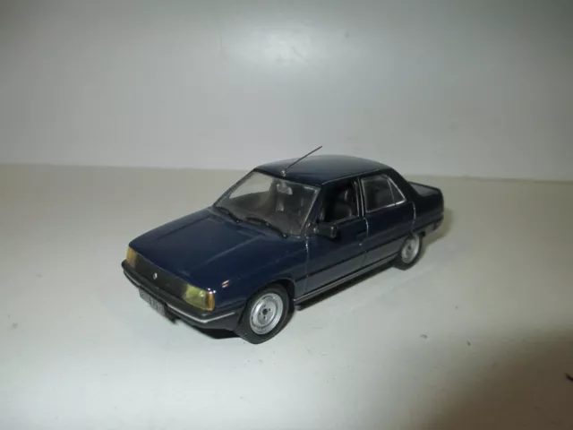 RARE RENAULT 9 R9 GTL Bleu Blue Blau de 1985 par IXO ALTAYA au 1/43