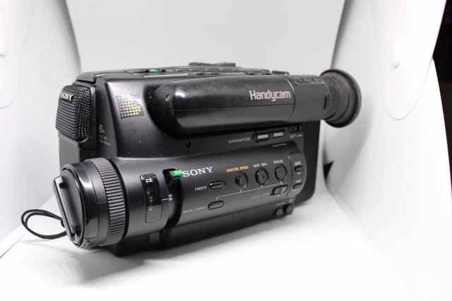 SONY Handycam Video8 CCD-TR270PK 化粧箱アリ Amazon | SONY ソニー CCD-TR270PK 8ミリビデオカメラ