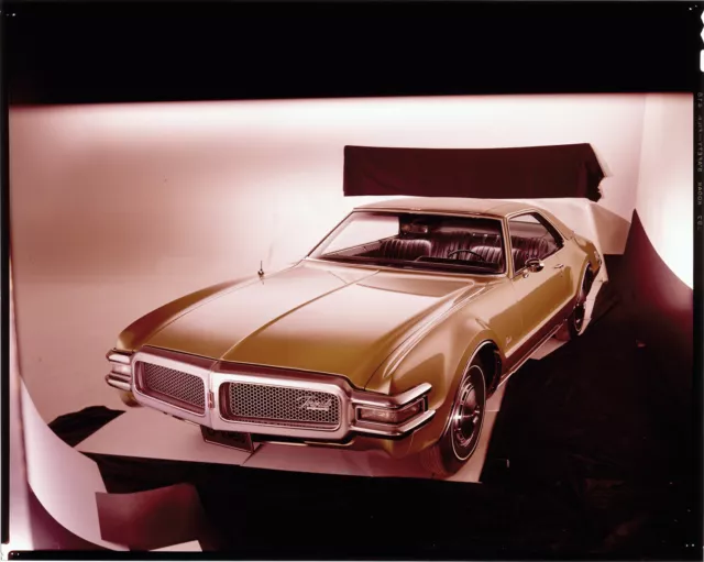 1968 Oldsmobile Toronado automobile car advertising OLD PHOTO 4