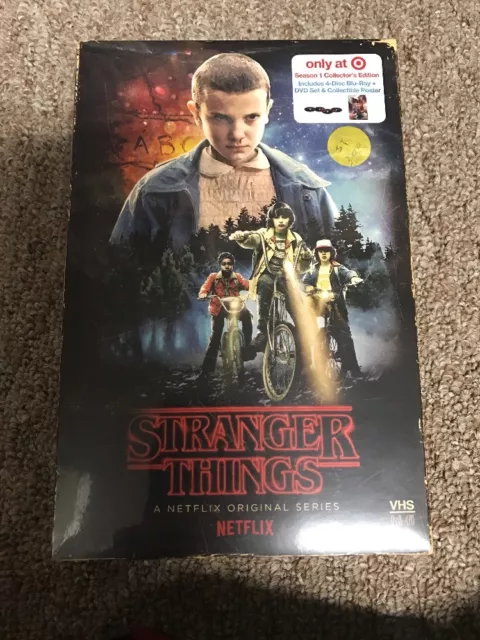 Stranger Things Season 1 Collectors Edition Target Exclusive BluRay/DVD Sealed!