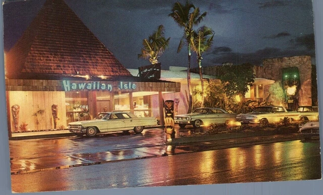 Hawaiian Isle Resort Motel 1966 Aloha 4cent Stamp Chrome Post Card Nice posted