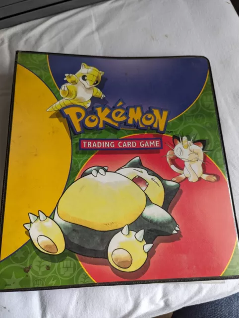 Pokémon tcg bundle. Vintage Pokémon collection in folder joblot