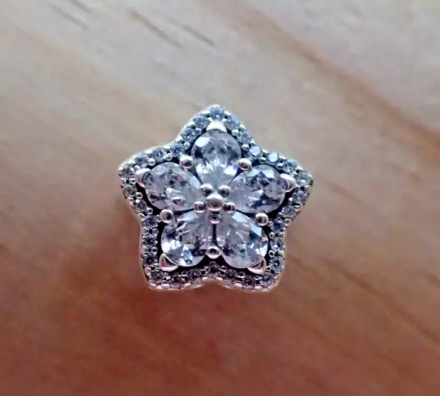 NEW PANDORA SPARKLING Snowflake Pave' Charm 799224C01 Gift Box Inc $35.75 -  PicClick