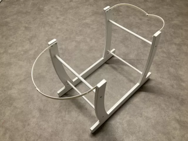 moses basket stand