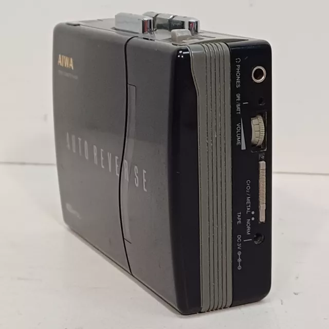 Aiwa HS-P14 Stereo Cassette Player Portable Walkman Autoreverse TESTED 2
