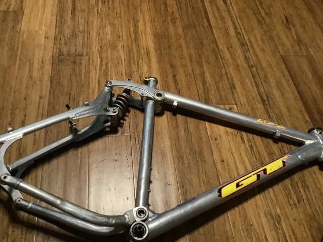 VINTAGE GT LTS-2 aluminum Full Suspension MTB Frame 26 Inch Rim