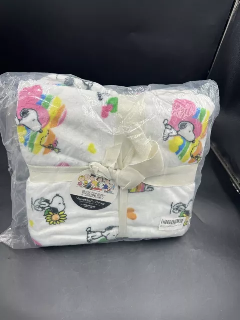 New Berkshire Peanuts Snoopy & Woodstock Rainbow Throw Blanket 50”x70”