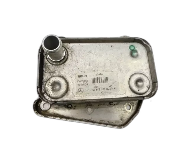 Ölkühler Kühler für Mercedes S211 W211 E320 03-06 CDI 3,2 150KW A6131880201