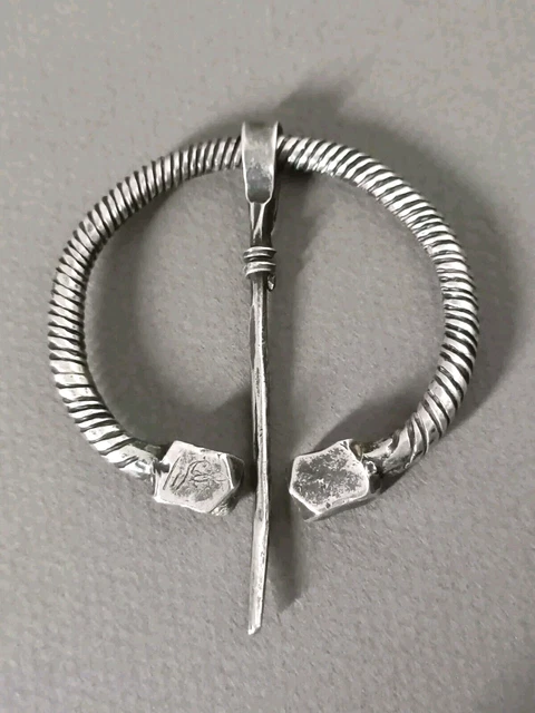Broche Argent étranger – Motif Mauresque Orientaliste, à Restaurer (manque épingle)