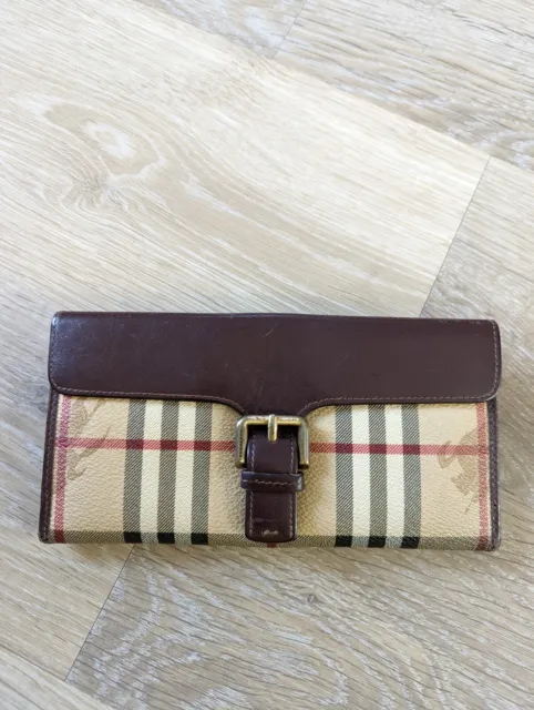 Burberry Women's Vintage Beige Check Patent Leather Haymarket Purse Wallet