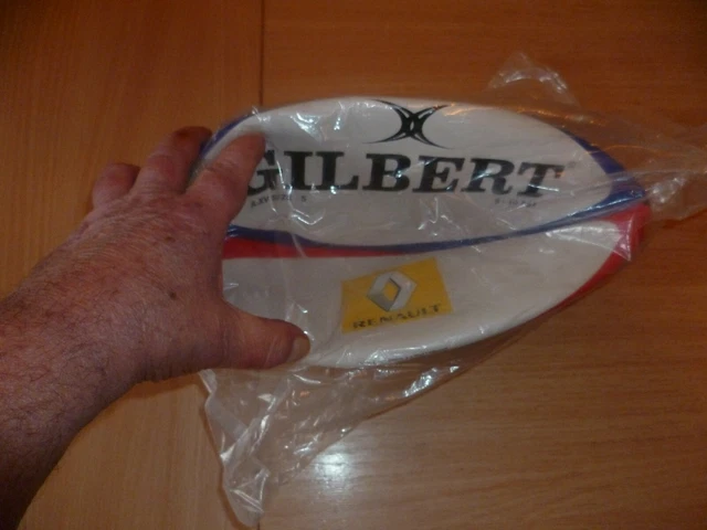 (Cuis) Balon De Rugby Publicitaire Taille 5 Gilbert Renault Etat Neuf