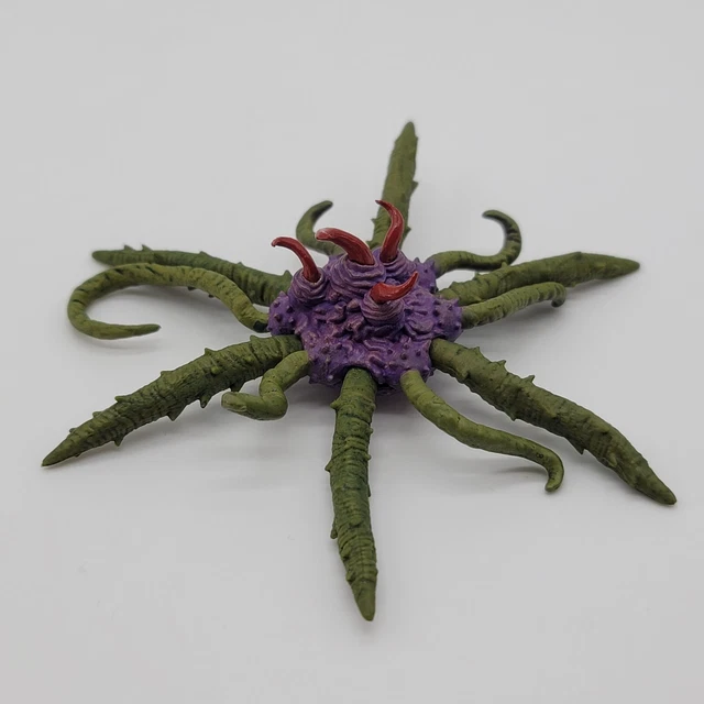 Mezco One:12 Superman Man of Steel Deluxe Black Mercy Creature Plant Accessory