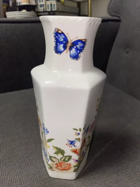 Aynsley Cottage Garden Flowers Butterflies 7” Vase Fine Bone China