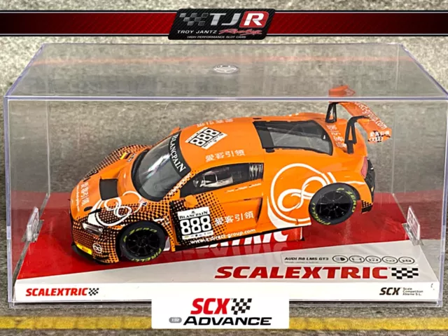 SCX 1/32 Scale ADVANCE 2.0 10279Audi R8 LMS GT3 Motorsport with lights- New