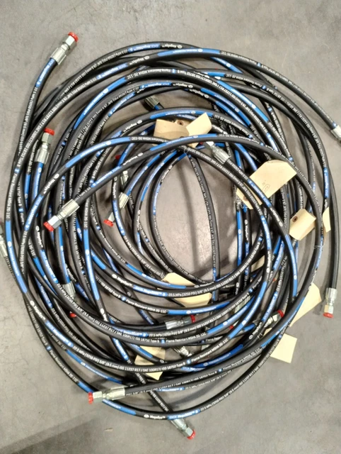 (11) 3/8" Hydraulic Hoses Lot Of 11 Gates 3250psi Hoses 6M3K w/JIC Fittings