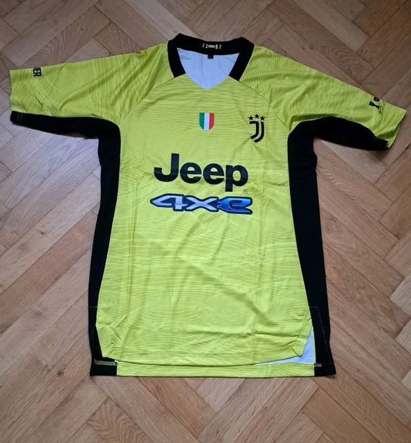 Birra Moretti: in omaggio il pallone autografato da Gigi Buffon