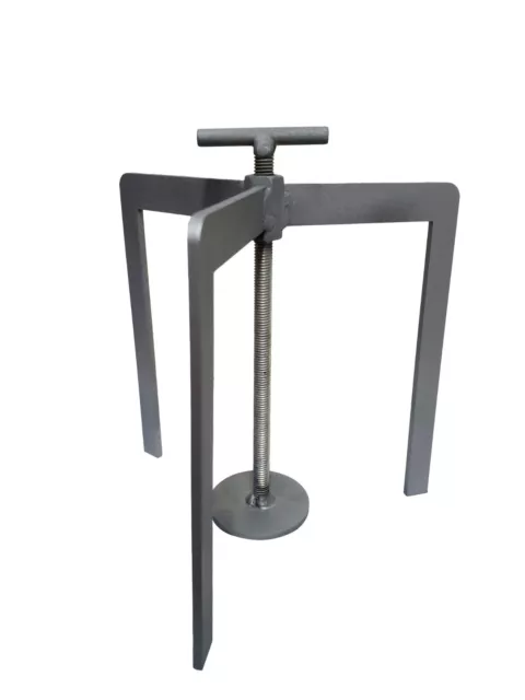 Screed levelling tripods good quality, A must for levelling screed